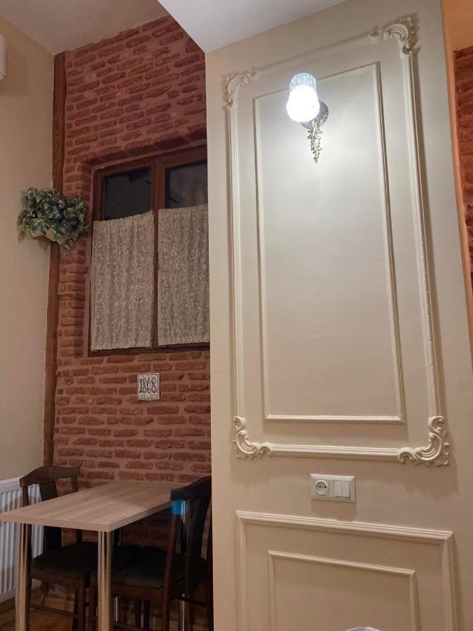 Historic Apartments "1868 Tbilisi" Best Location المظهر الخارجي الصورة