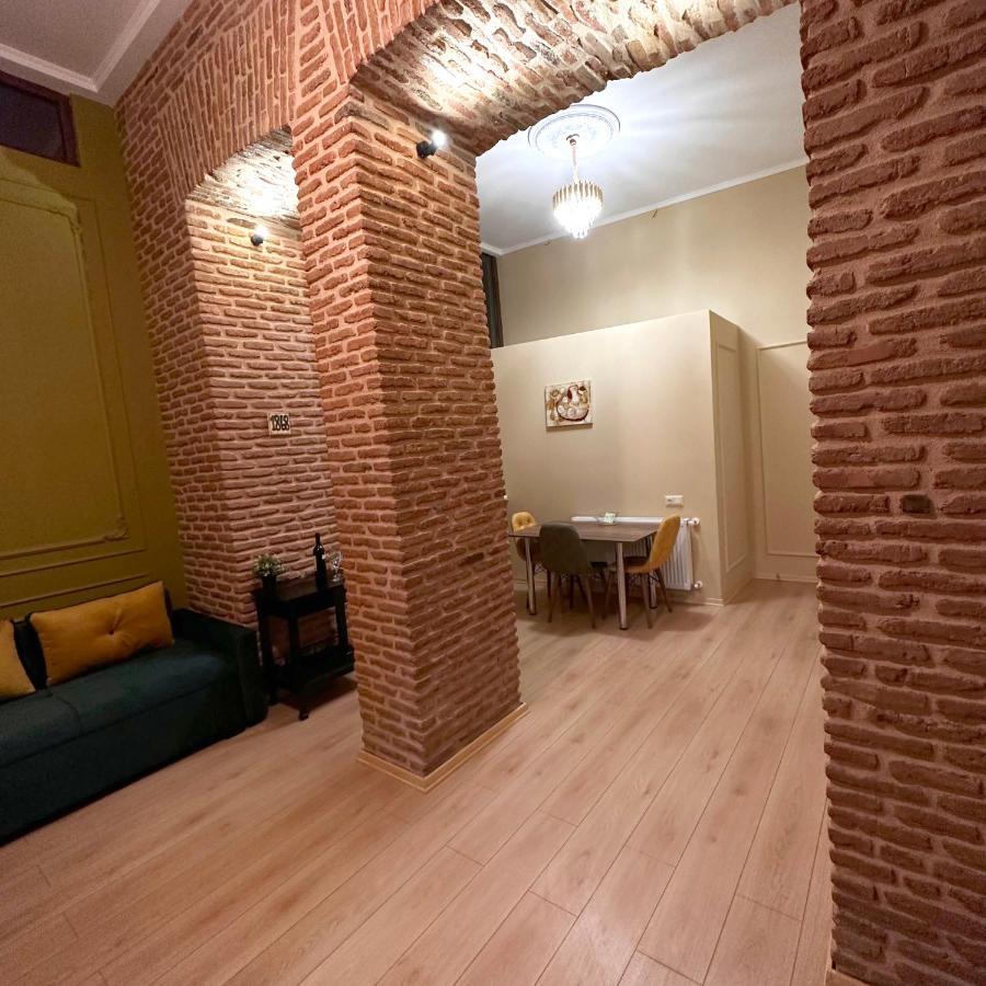 Historic Apartments "1868 Tbilisi" Best Location المظهر الخارجي الصورة
